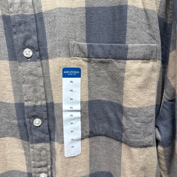 Arizona Jean Co Checkered Button Shirt - Picture 3 of 6
